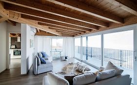 White Attic - By Myhomeincomo